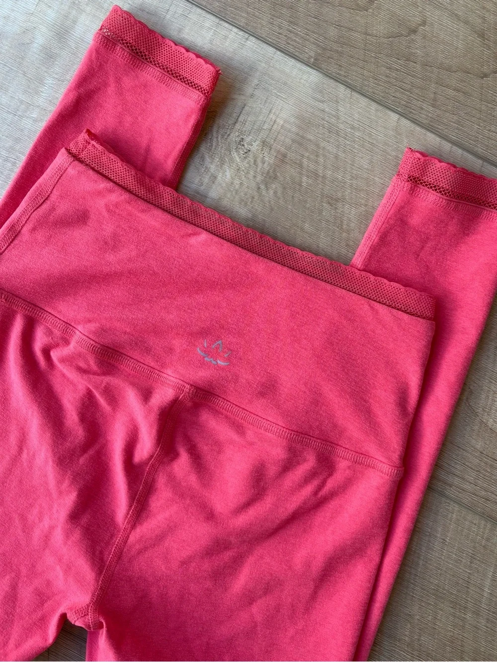 NWOT Beyond Yoga Allure Spacedye Lace Trim Leggings. Red Ash Heather. Size M - Picture 7 of 11